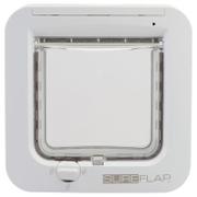 Hvit SureFlap katteluke med mikrochipleser og rund ramme